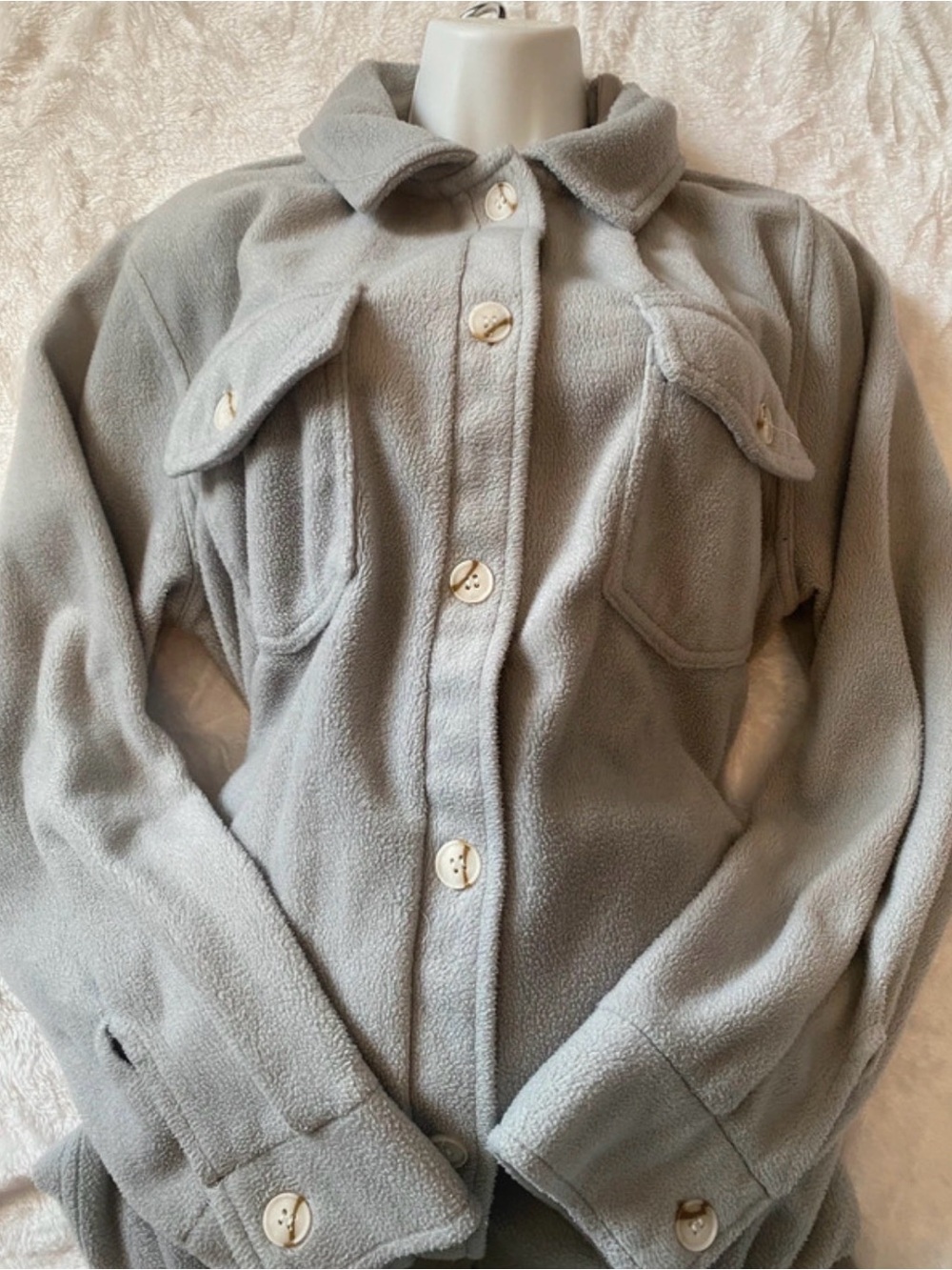 Thread & Supply Woman’s Fleece Shacket Size Large